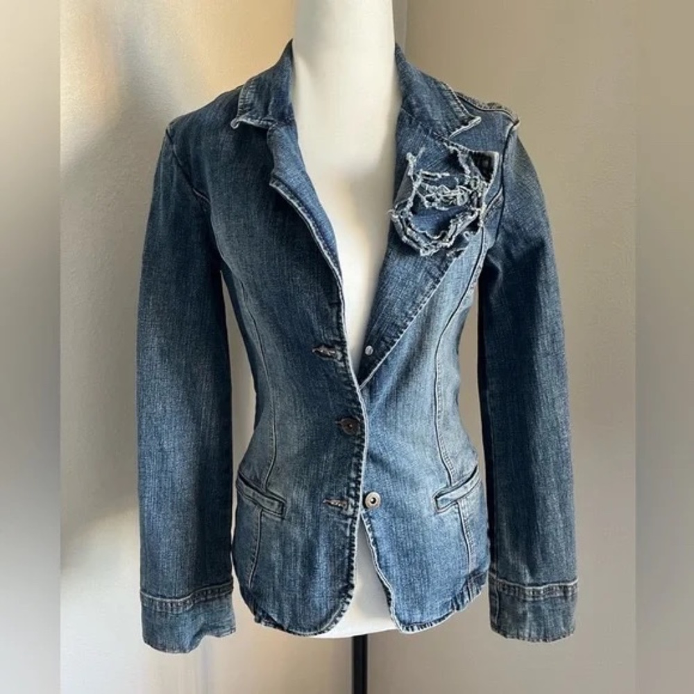 Portmans Washed Denim with Rose